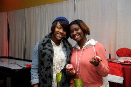 moore_christmas_carnival_20111213_1122