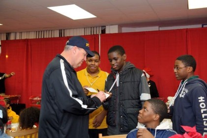 moore_christmas_carnival_20111213_1192