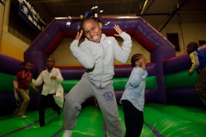 moore_christmas_carnival_20111213_1210