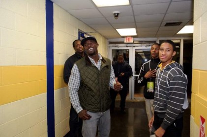 moore_christmas_carnival_20111213_1220