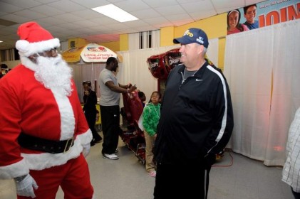 moore_christmas_carnival_20111213_1281