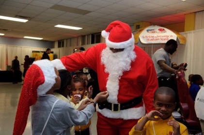 moore_christmas_carnival_20111213_1285
