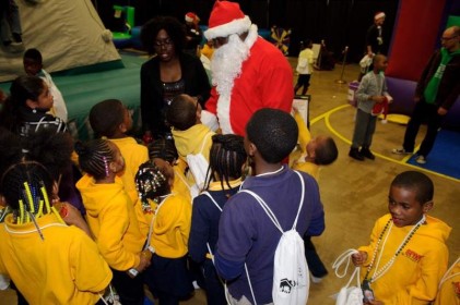 moore_christmas_carnival_20111213_1299