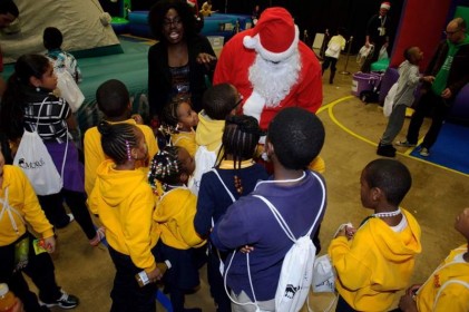 moore_christmas_carnival_20111213_1300