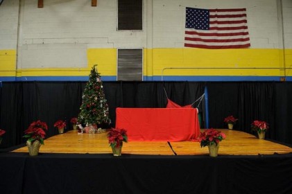 moore_family_christmas_20121211_1025