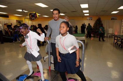 moore_family_christmas_20121211_1091