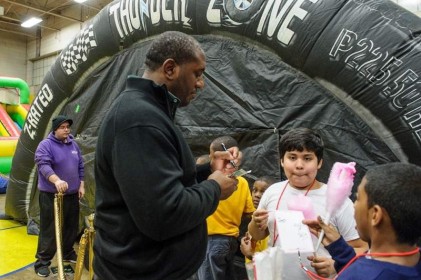 moore_family_christmas_20121211_1142