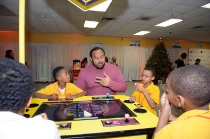 moore_family_christmas_20121211_1292