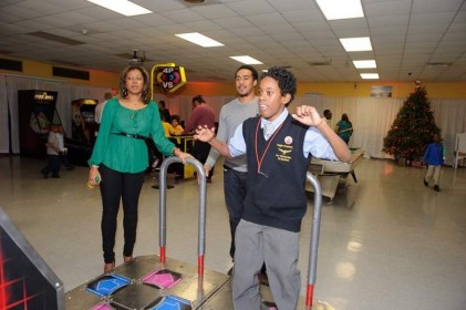 moore_family_christmas_20121211_1335